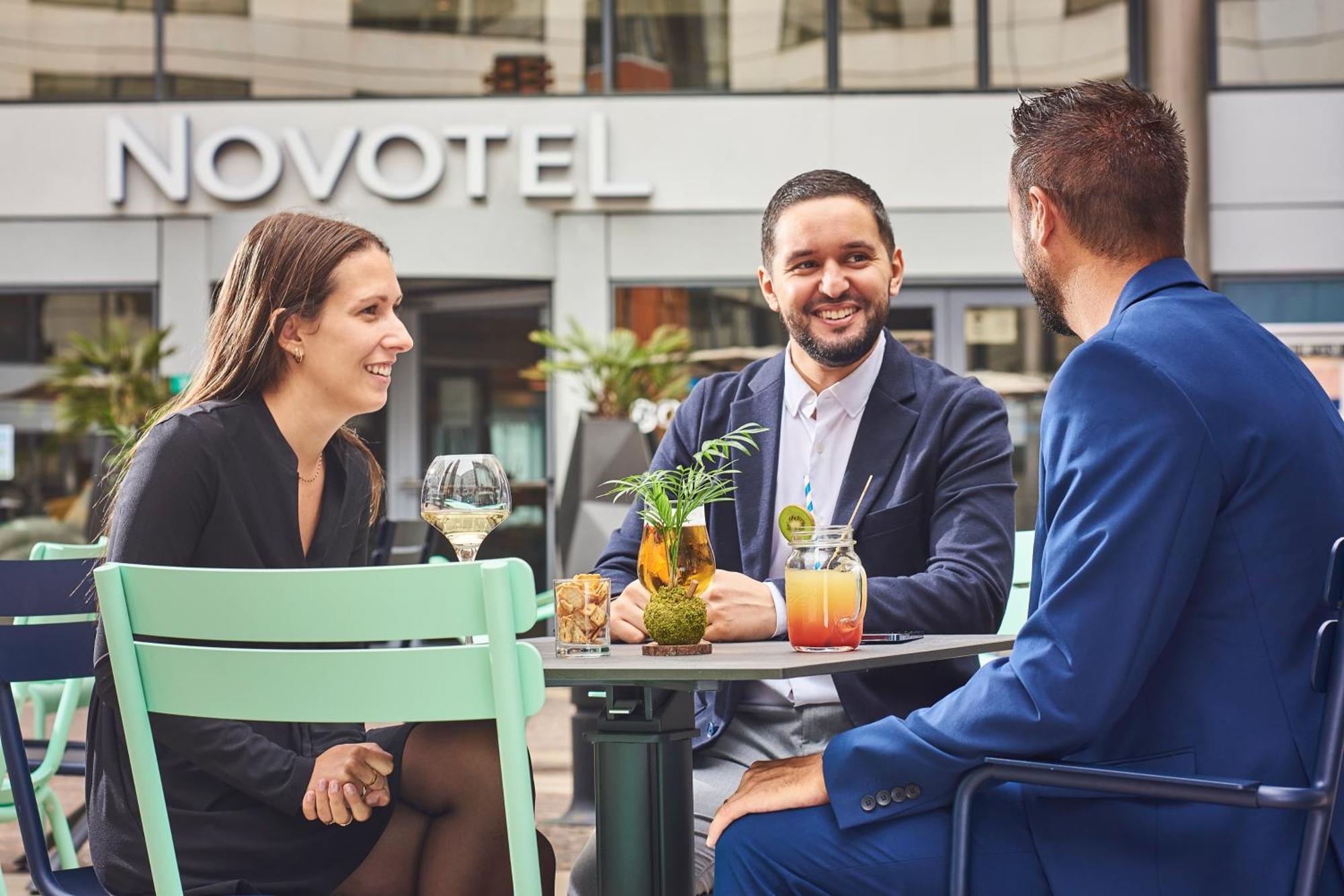 Novotel Paris Rueil Malmaison Ngoại thất bức ảnh