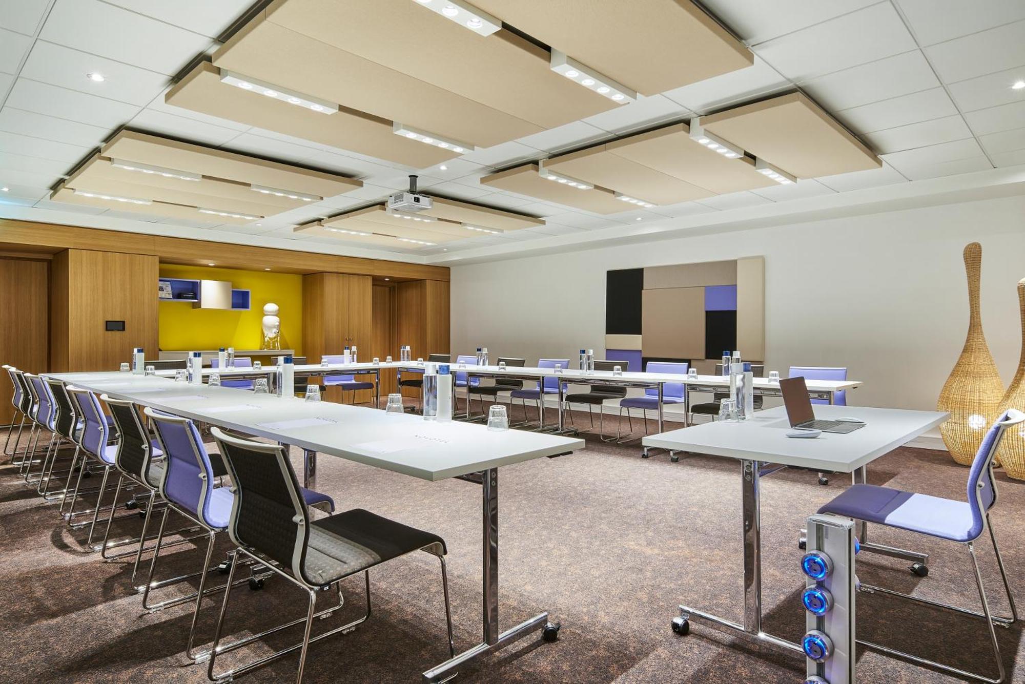 Novotel Paris Rueil Malmaison Ngoại thất bức ảnh