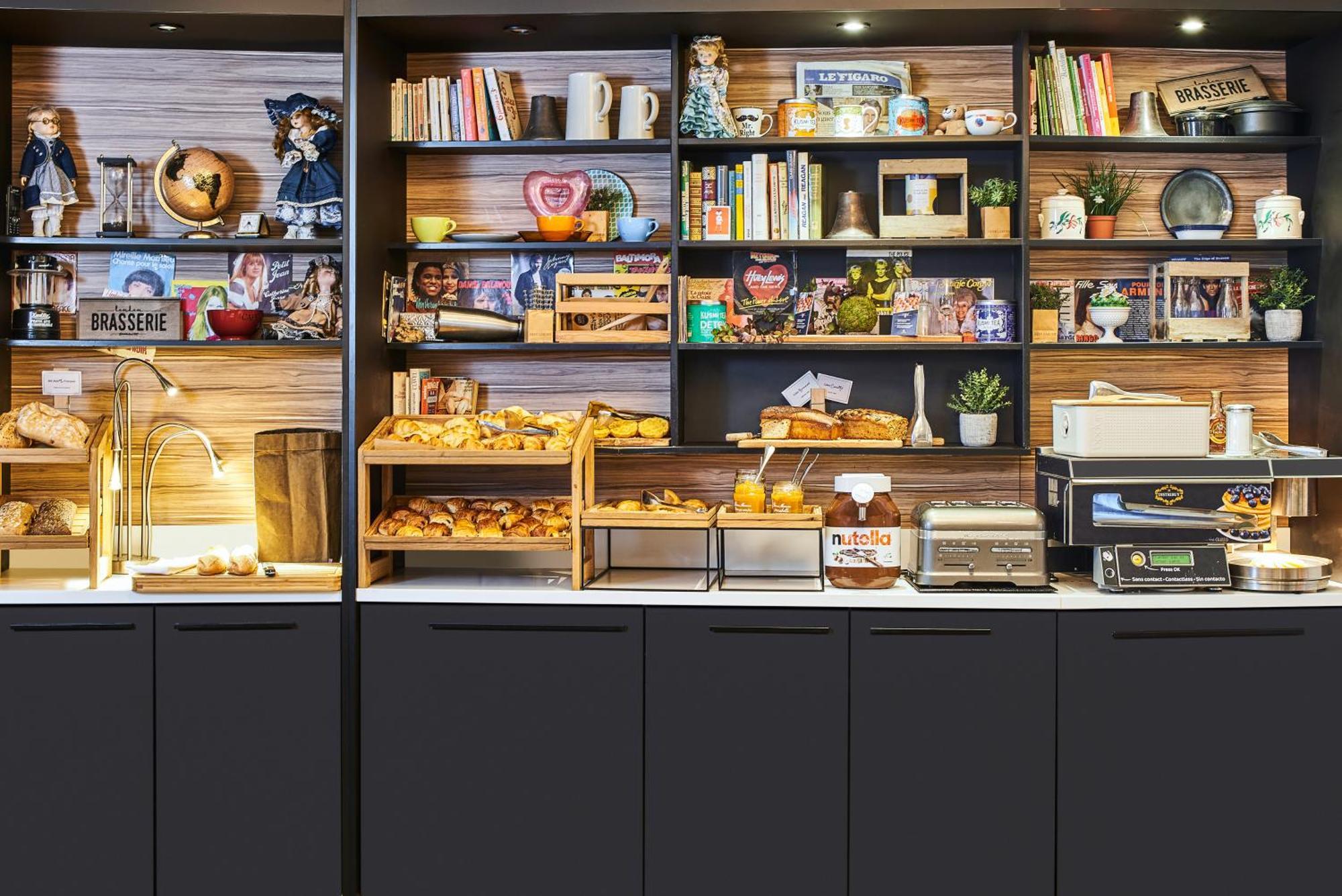 Novotel Paris Rueil Malmaison Ngoại thất bức ảnh
