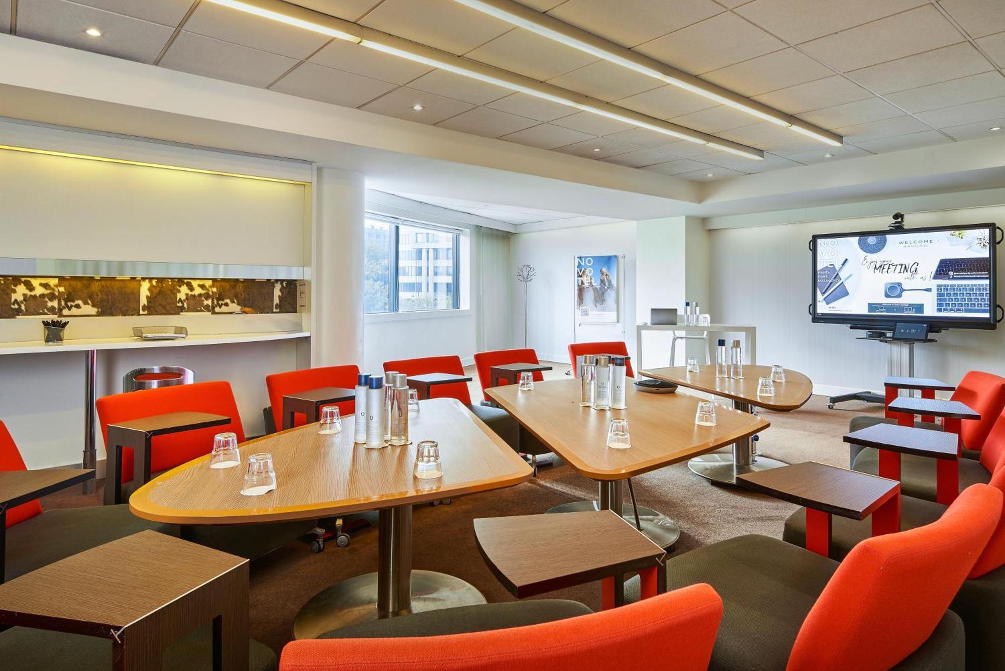 Novotel Paris Rueil Malmaison Ngoại thất bức ảnh