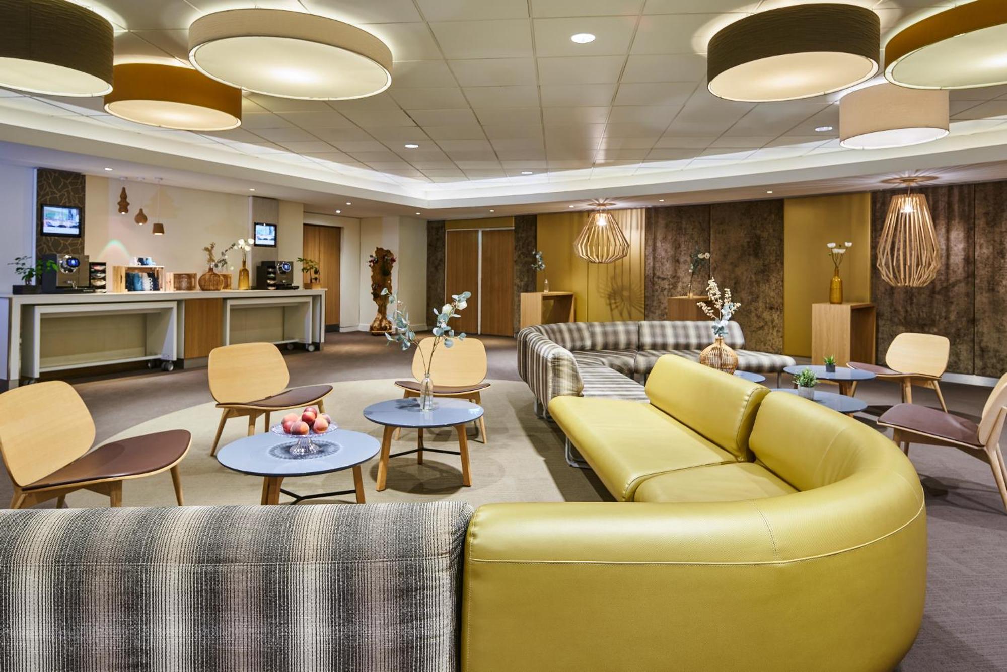 Novotel Paris Rueil Malmaison Ngoại thất bức ảnh