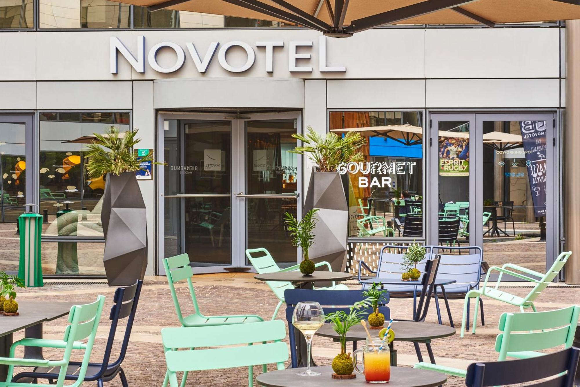 Novotel Paris Rueil Malmaison Ngoại thất bức ảnh
