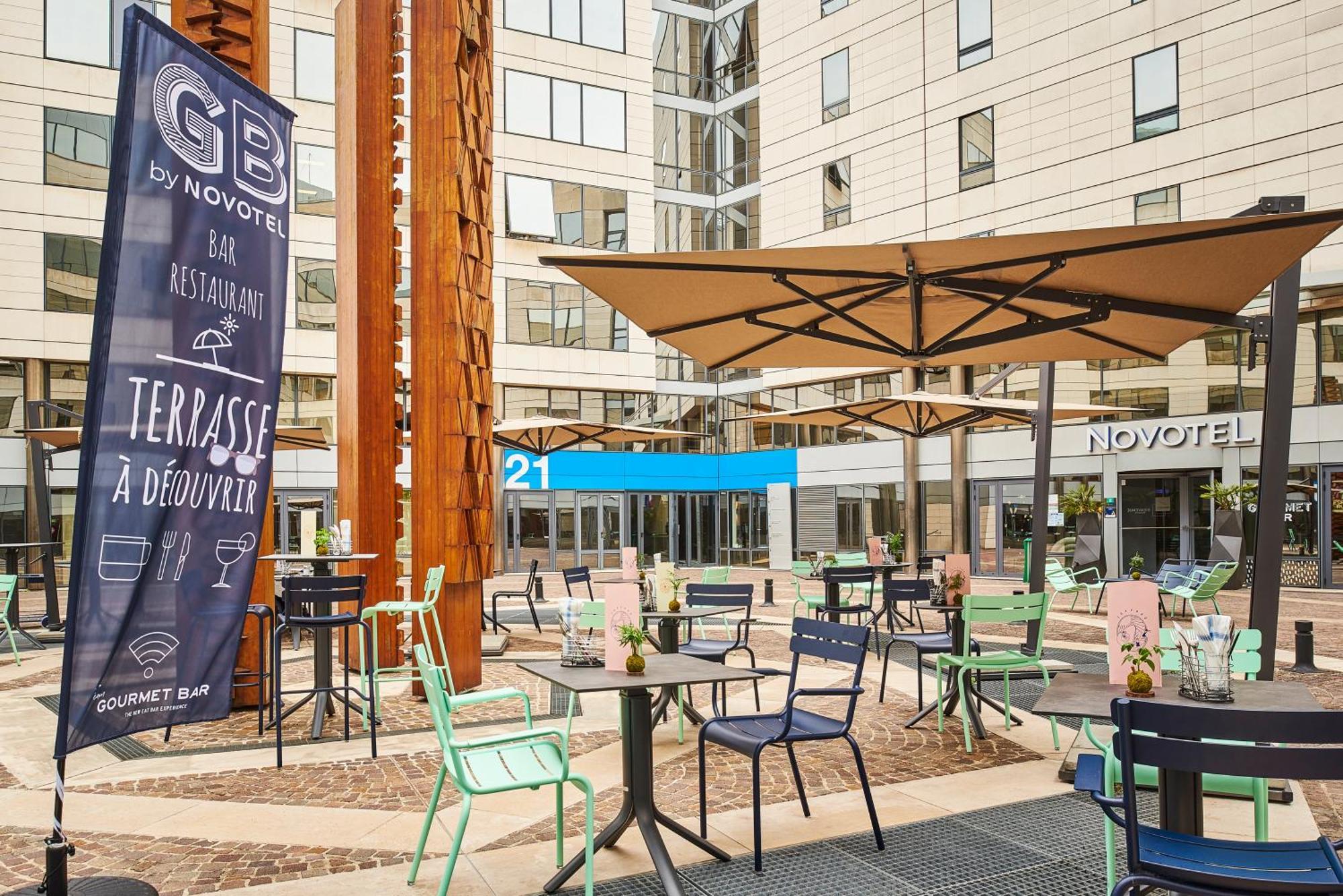 Novotel Paris Rueil Malmaison Ngoại thất bức ảnh