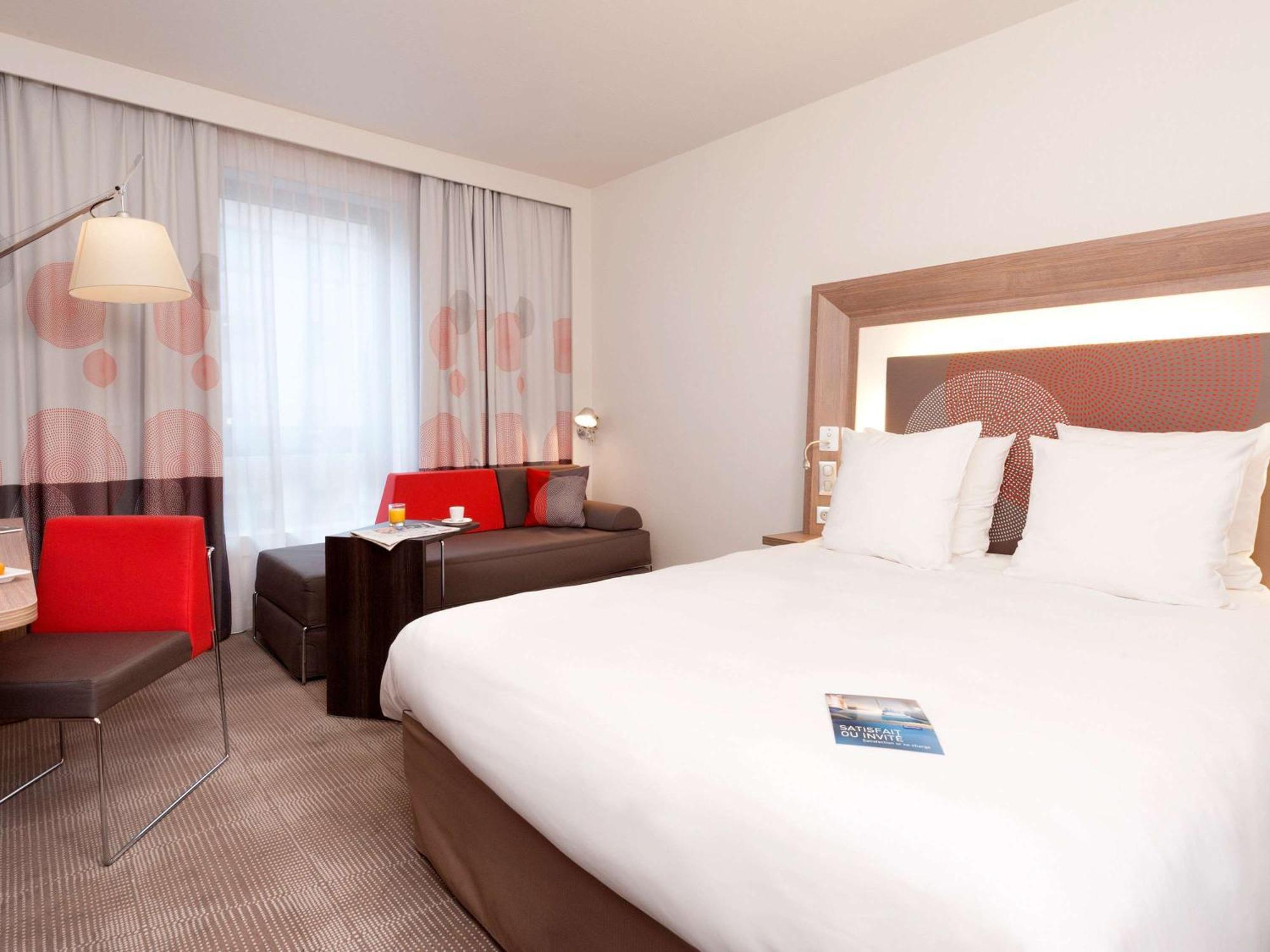 Novotel Paris Rueil Malmaison Ngoại thất bức ảnh