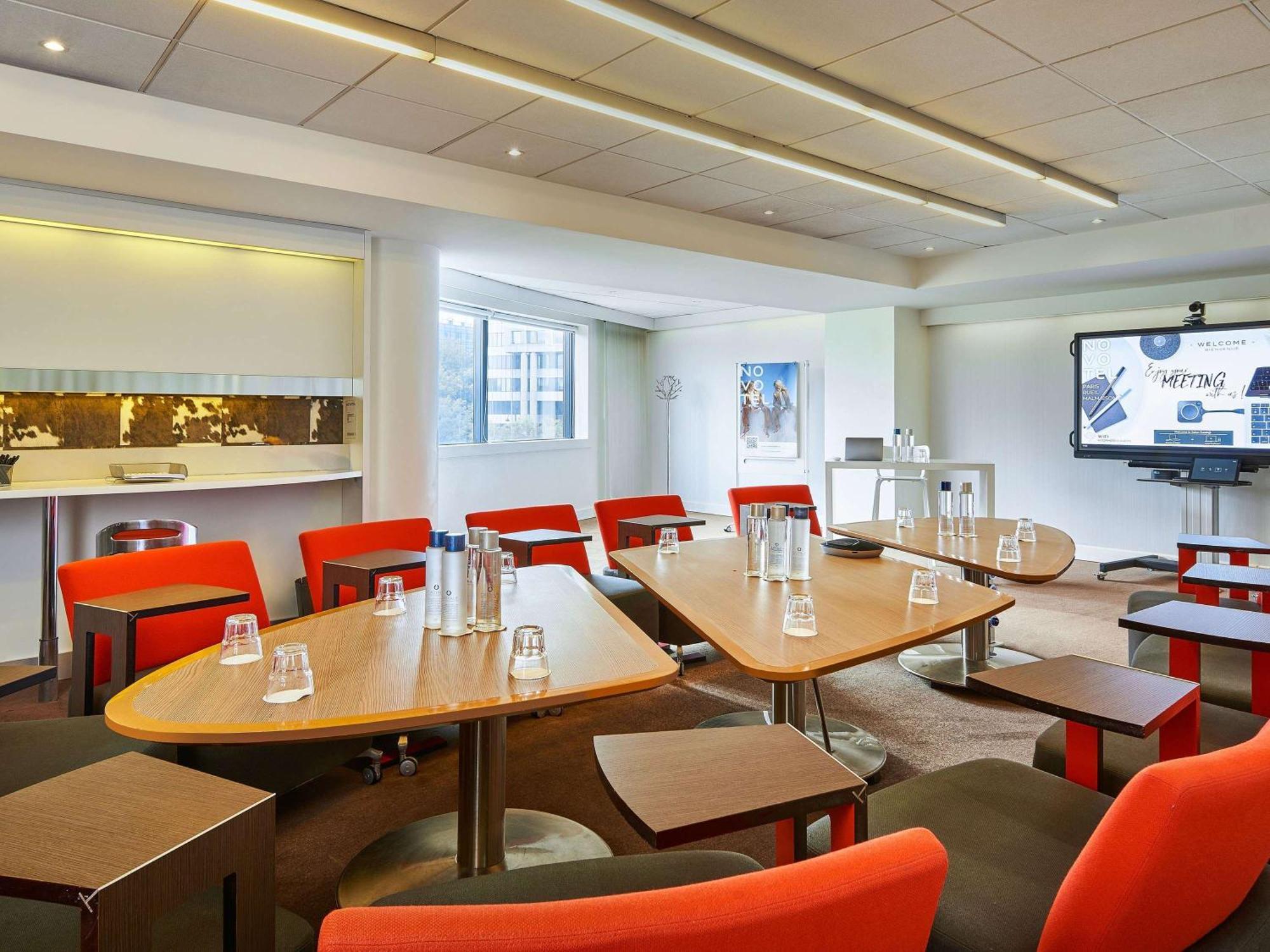 Novotel Paris Rueil Malmaison Ngoại thất bức ảnh