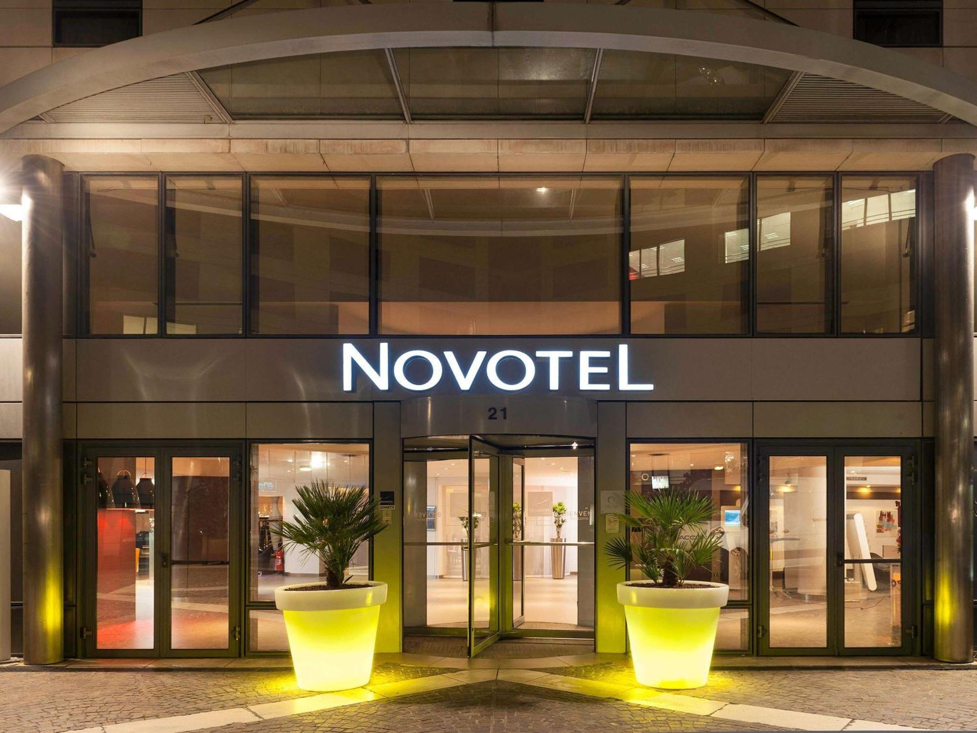Novotel Paris Rueil Malmaison Ngoại thất bức ảnh